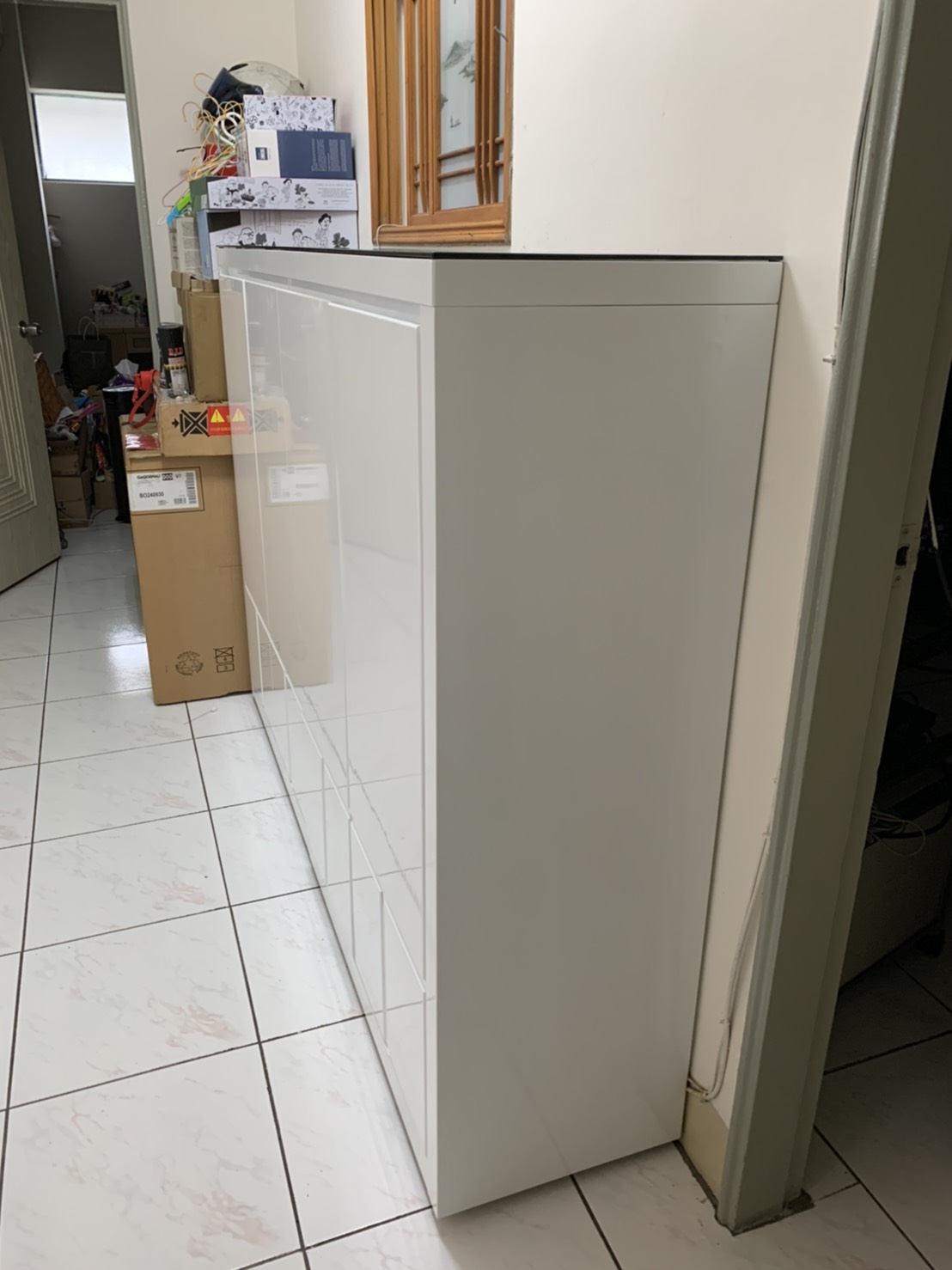 訂製亮烤白鞋櫃